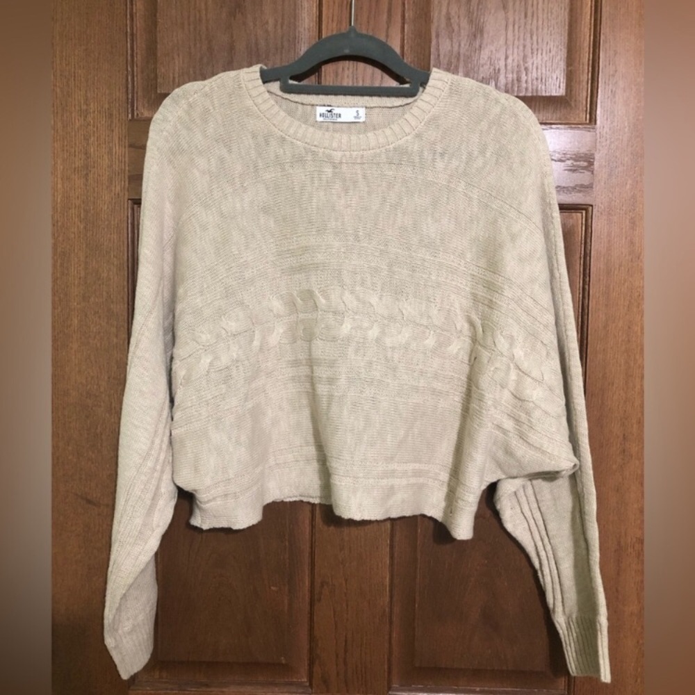 NWOT Hollister Tan cropped crewneck small knit sweater